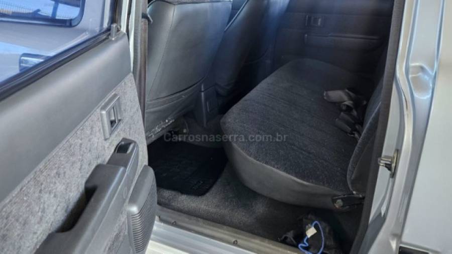 TOYOTA - HILUX - 2002/2002 - Cinza - R$ 64.900,00