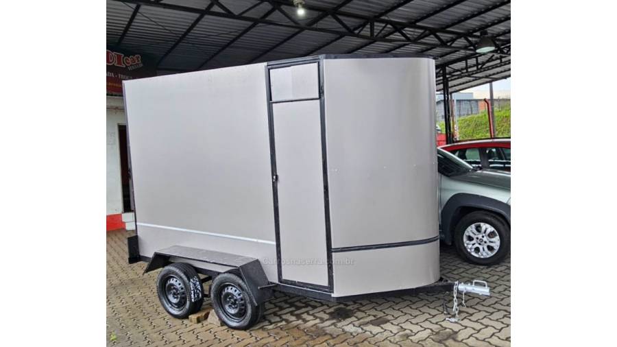 REBOQUES - VTAVTR 2 EIXOS - 2025/2025 - Verde - R$ 24.900,00