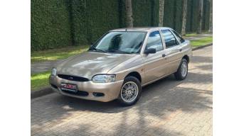 FORD - ESCORT - 2000/2000 - Prata - R$ 16.900,00