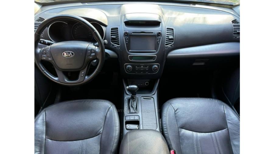 KIA MOTORS - SORENTO - 2015/2015 - Preta - R$ 78.900,00