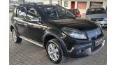 RENAULT - SANDERO - 2013/2013 - Preta - R$ 40.900,00