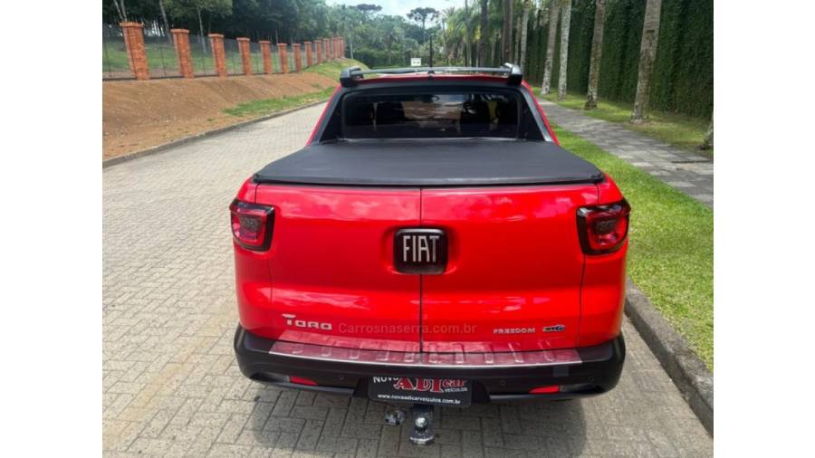 FIAT - TORO - 2018/2018 - Vermelha - R$ 89.900,00