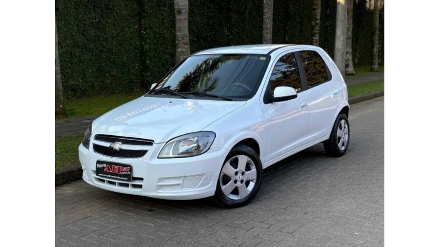 CHEVROLET - CELTA - 2014/2014 - Branca - R$ 34.900,00