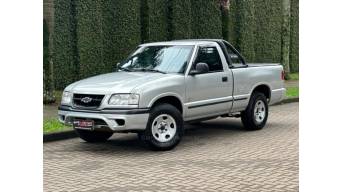 CHEVROLET - S10 - 2000/2000 - Prata - R$ 34.900,00