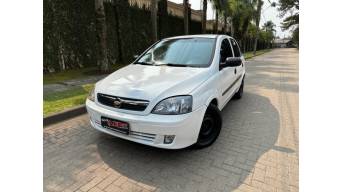 CHEVROLET - CORSA - 2003/2003 - Branca - R$ 17.900,00