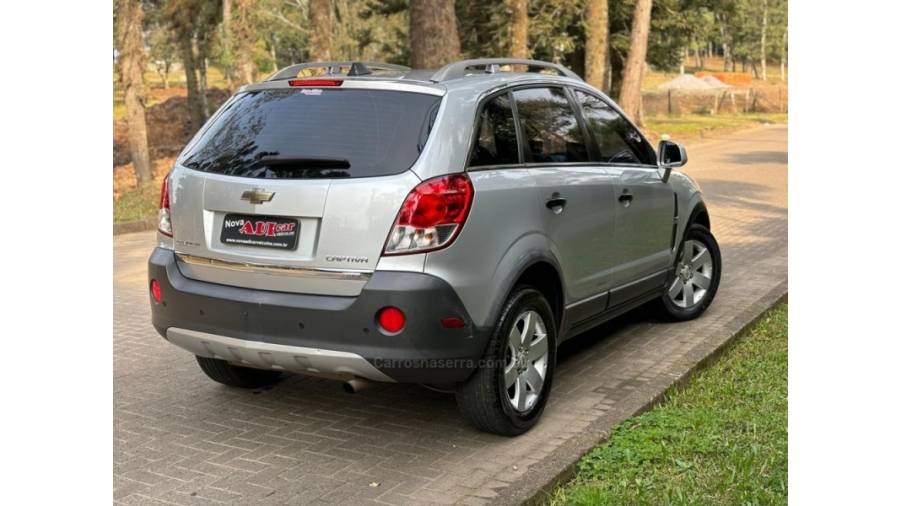 CHEVROLET - CAPTIVA - 2011/2011 - Prata - R$ 44.900,00