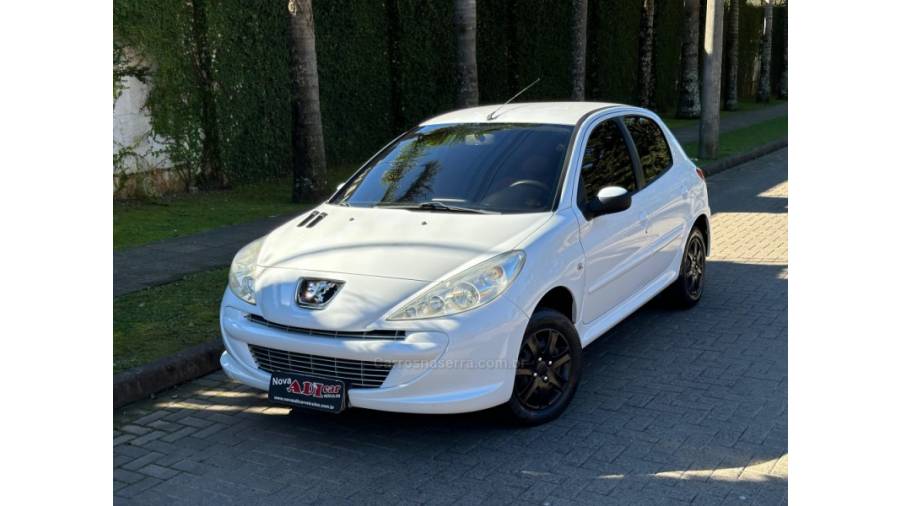 PEUGEOT - 207 - 2013/2013 - Branca - R$ 25.900,00