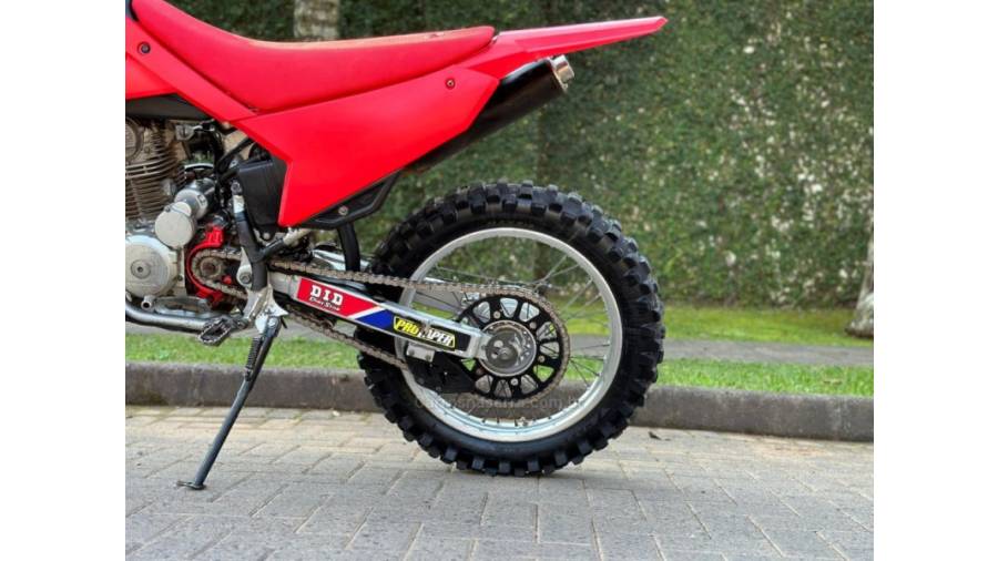 HONDA - CRF 230F - 2016/2016 - Vermelha - R$ 16.900,00